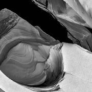Tungsten-Branding_614982320-bw-a-B
