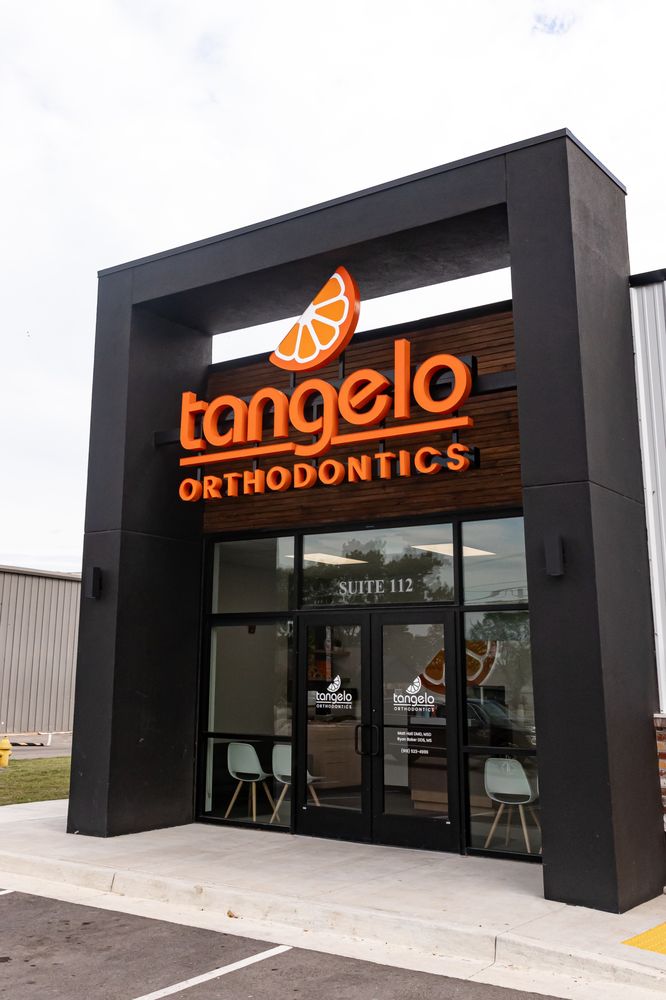 Tangelo Black storefront